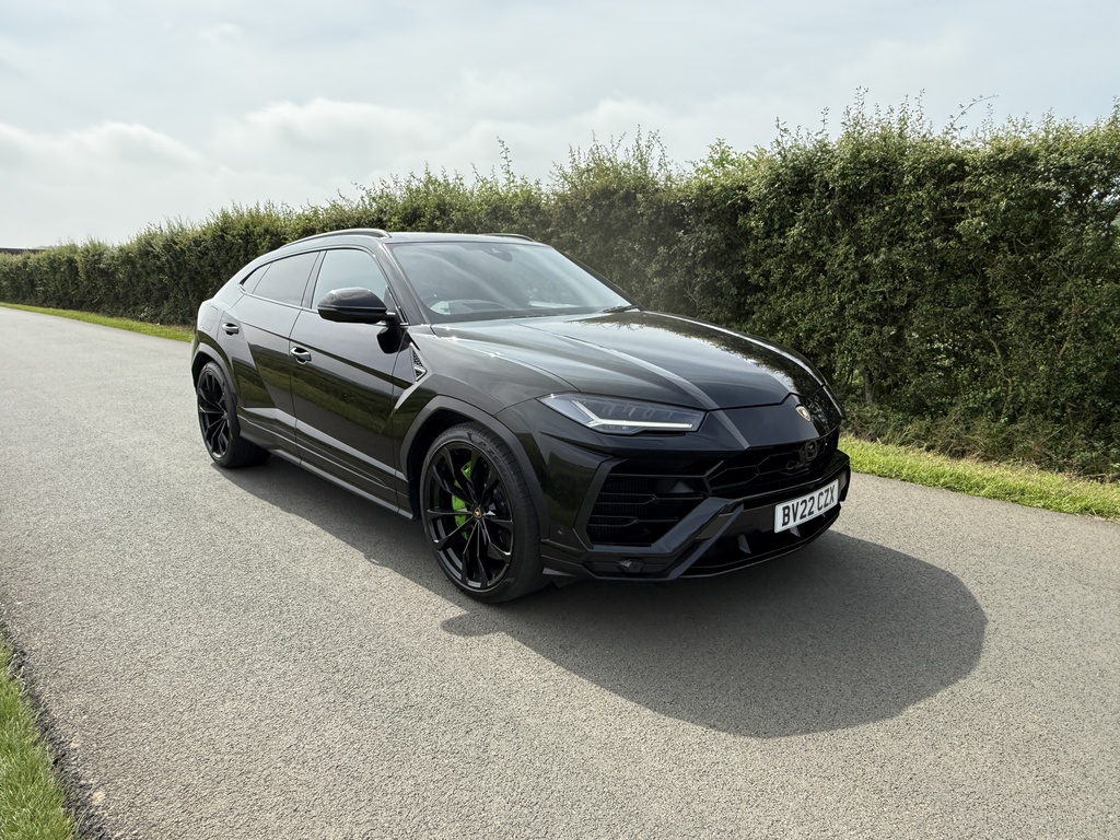 Lamborghini Urus Suv Black
