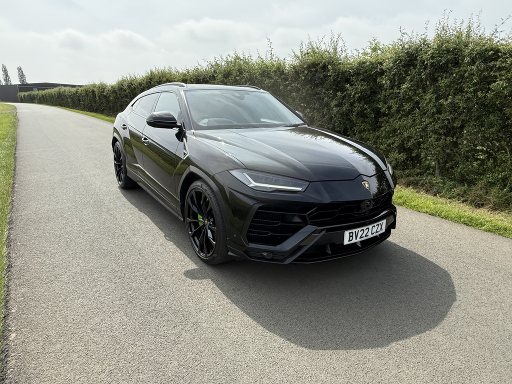 Lamborghini Urus Suv BV22CZX Black #2