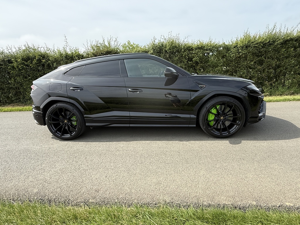 Lamborghini Urus Suv BV22CZX Black #6