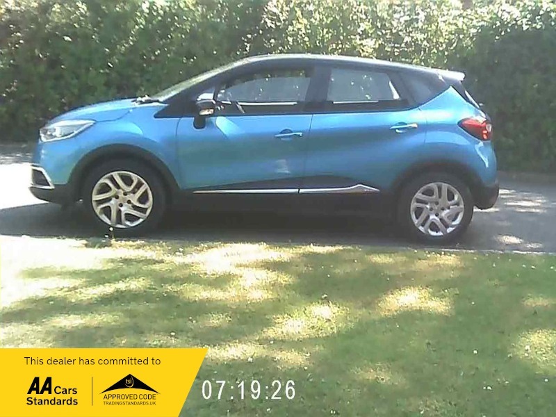 Renault Captur Dynamique Nav Tce Blue
