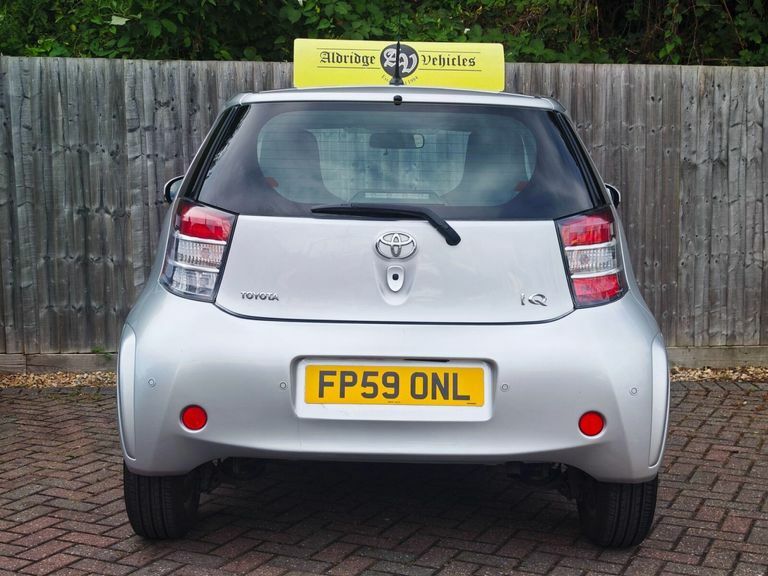 Toyota IQ 1.0 Vvt-i Multidrive Euro 4 Silver #6