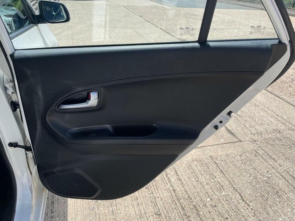 Kia Picanto 1.25 Ecodynamics 4 Hatchback Eur White #40