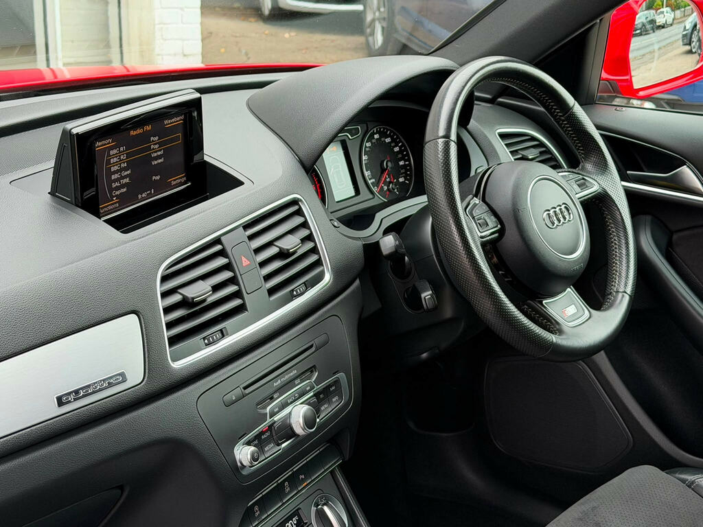 Audi Q3 2.0 Tdi S Line Plus Suv Quattro Red #5