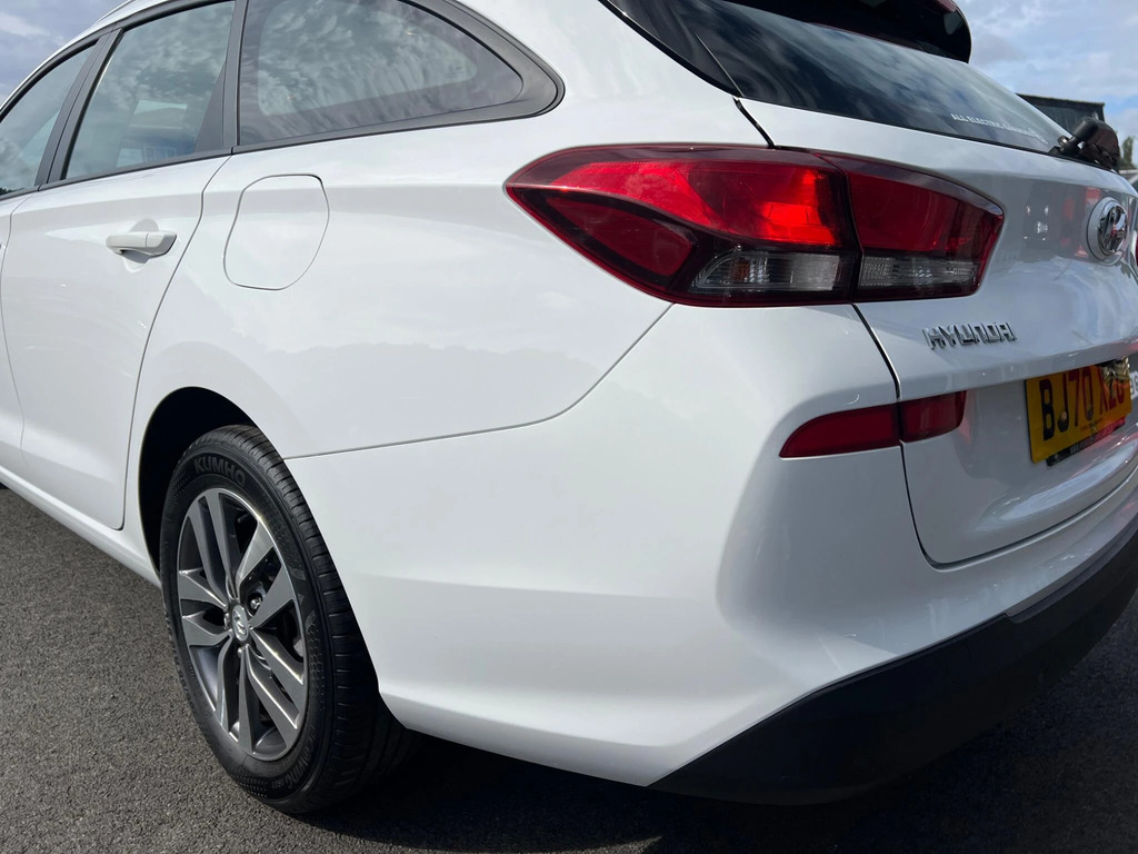 Hyundai I30 1.0 T-gdi Se Nav Tourer Euro 6 Ss White #6
