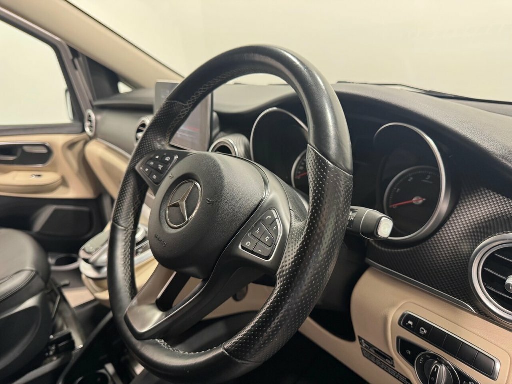 Mercedes-Benz V Class 2.1 V 250 D Amg Line XL 188 Bhp Silver #50