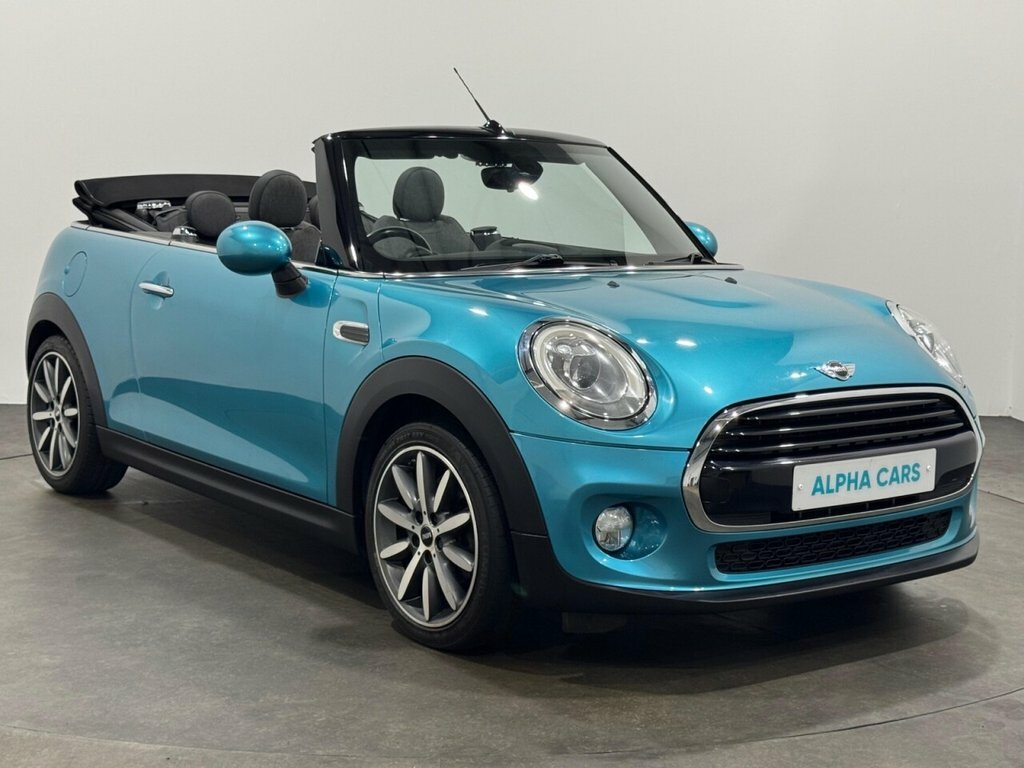 Mini Convertible 1.5L Cooper Blue