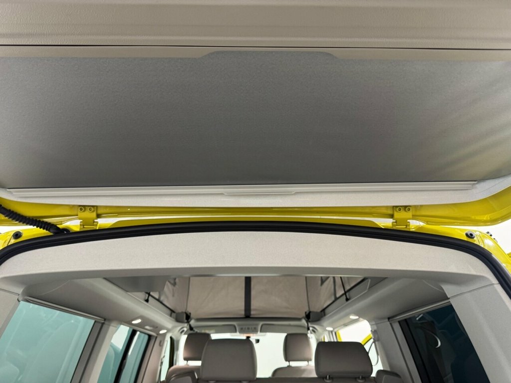 Volkswagen California Beach Edition White #36