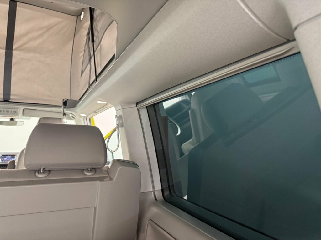 Volkswagen California Beach Edition White #28