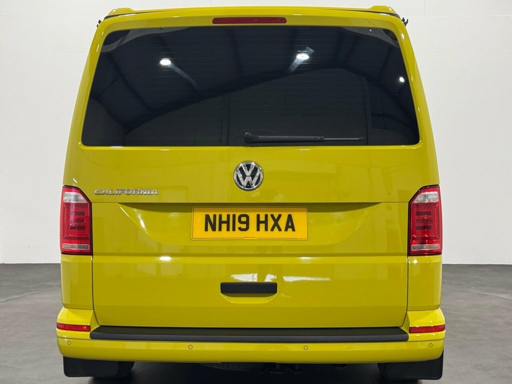Volkswagen California Beach Edition White #16