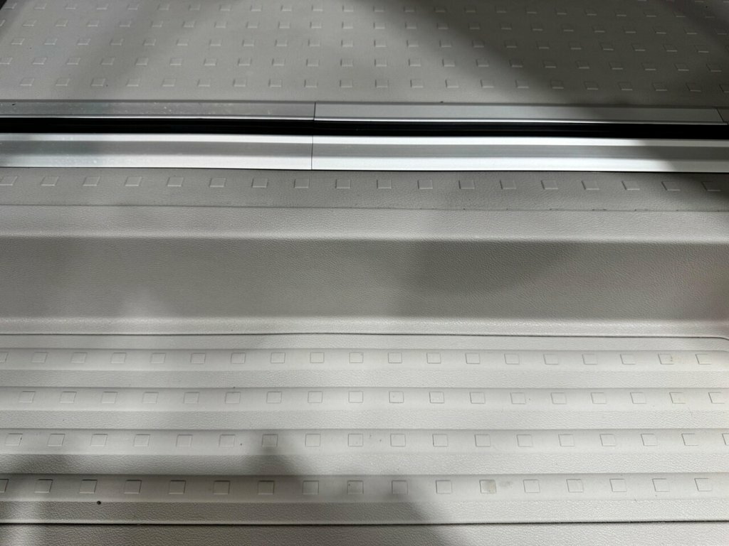 Volkswagen California Beach Edition White #48
