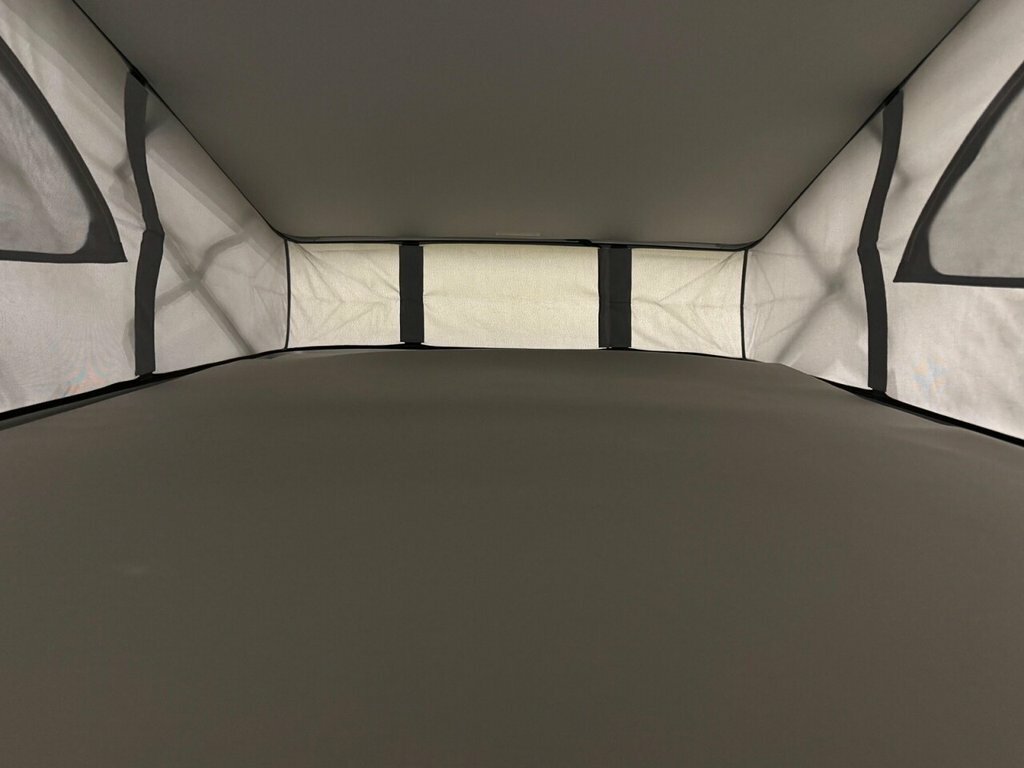 Volkswagen California Beach Edition White #70