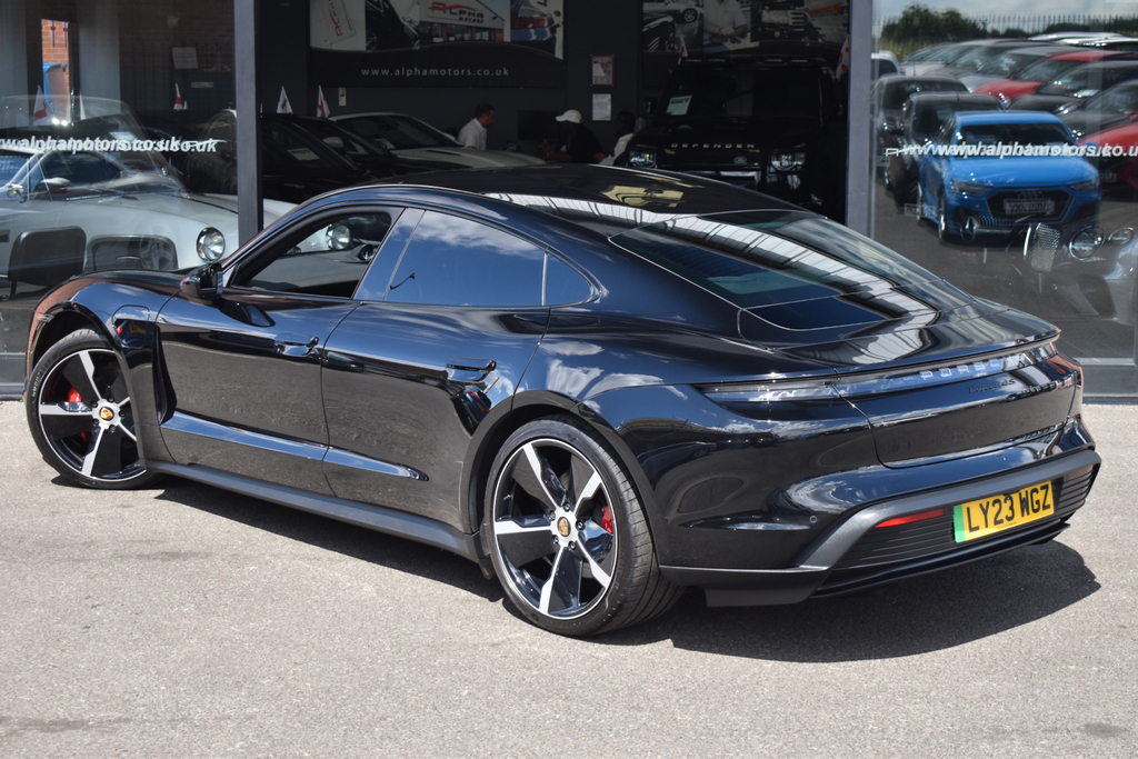 Porsche Taycan Performance Plus 93.4Kwh 4S Saloon Au  #2