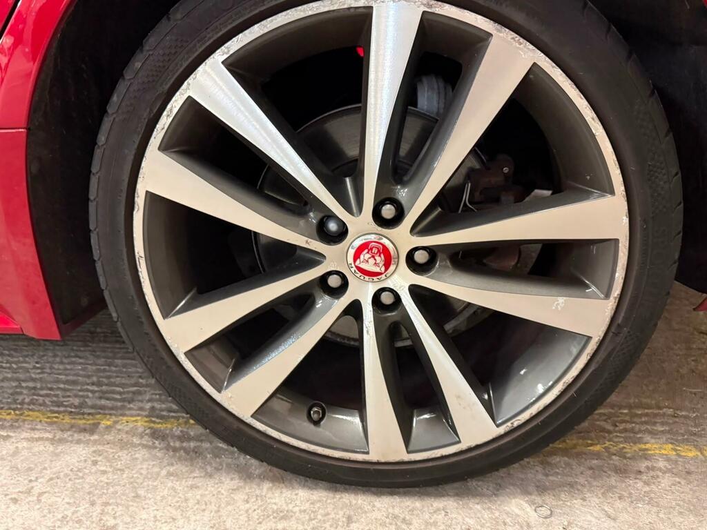 Jaguar XE 2.0D R-sport Euro 6 Ss LP68WJZ Red #5
