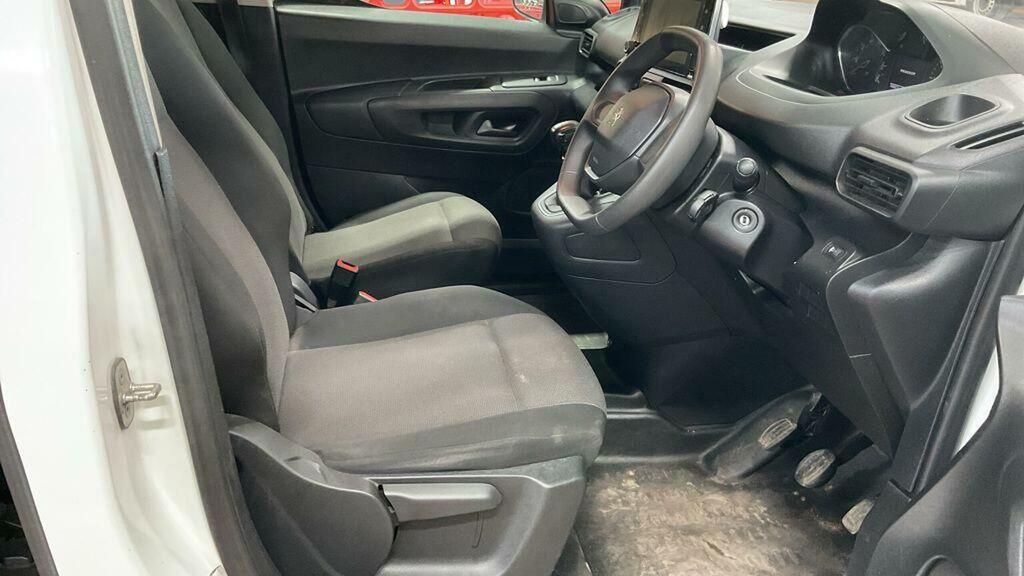 Peugeot Partner 1.5L Bluehdi 1000 Asphalt Premium Standard Panel V White #11
