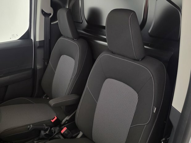 Ford Transit Courier Mpv Green #41
