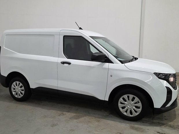 Ford Transit Courier Mpv Green #28