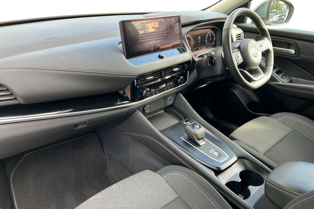 Nissan Qashqai 1.3 Dig-t Mh 158 N-connecta Glass Rf Xtronic Silver #2