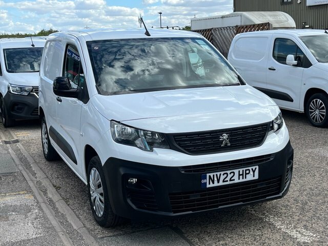 Peugeot Partner Bluehdi 1000 Professional Premium White