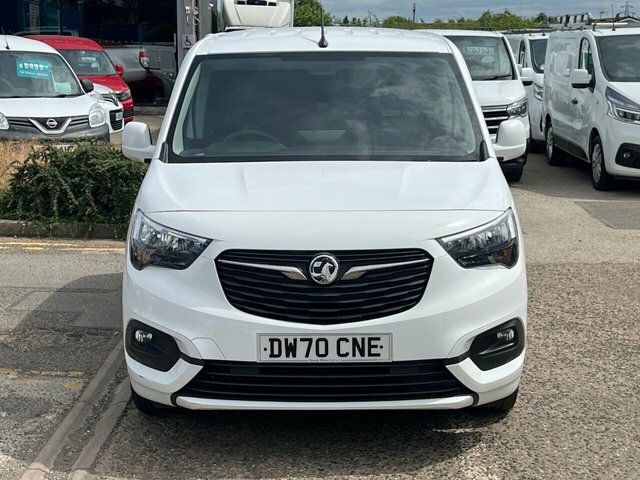 Vauxhall Combo Turbo D 2300 Sportive DW70CNE White #2