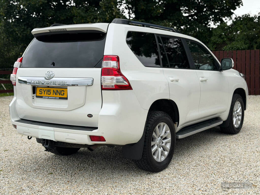 Toyota Land Cruiser 3.0 D-4d Icon 7 Seats White #6