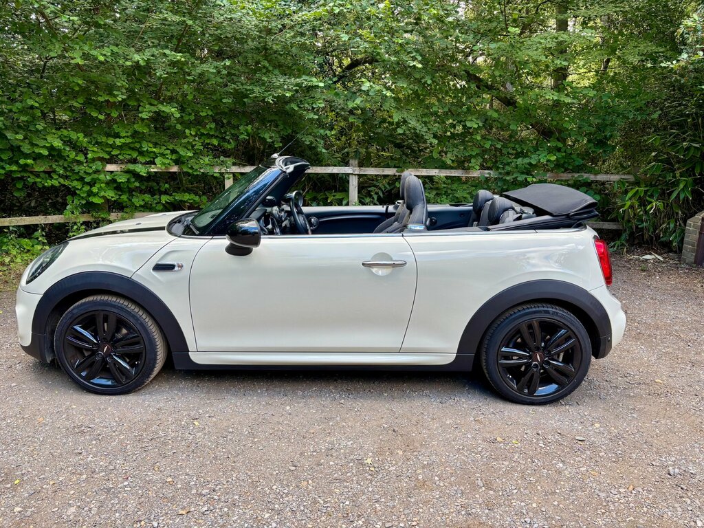 Mini Convertible 1.5 Cooper Sport Convertible Eur White #2