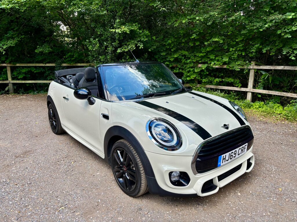 Mini Convertible 1.5 Cooper Sport Convertible Eur White