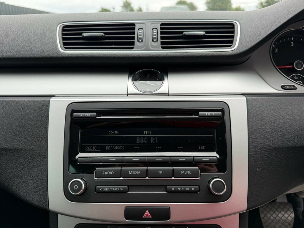 Volkswagen Passat 2.0 Tdi Bluemotion Tech Sport Euro 5 Ss Brown #19