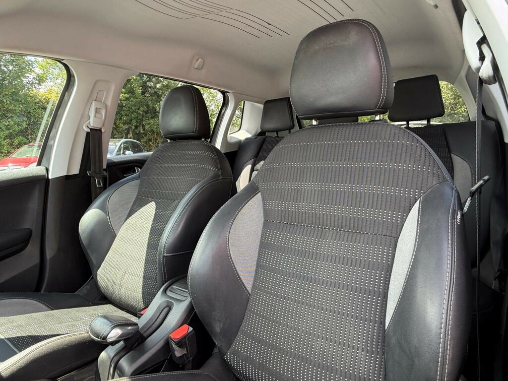 Peugeot 2008 1.6 E-hdi Allure Euro 5 Ss Grey #13