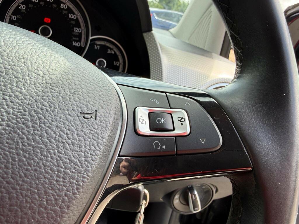 Volkswagen Up Low Miles Ulez Free 1.0 Red #23