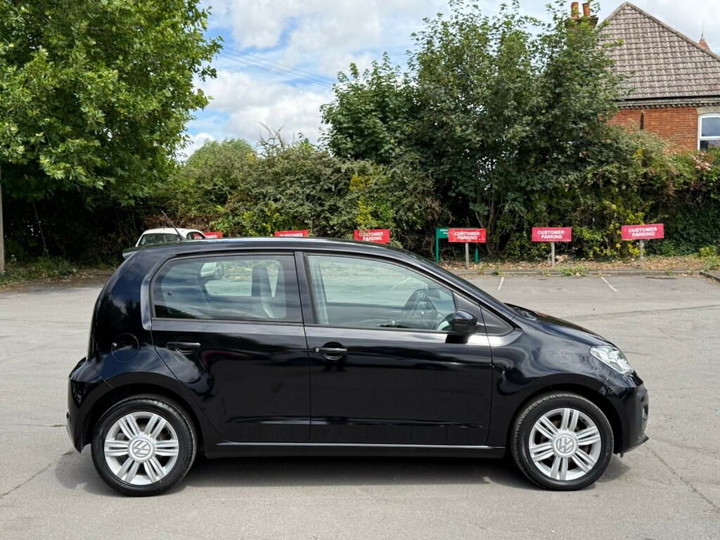 Volkswagen Up Low Miles Ulez Free 1.0 Red #8