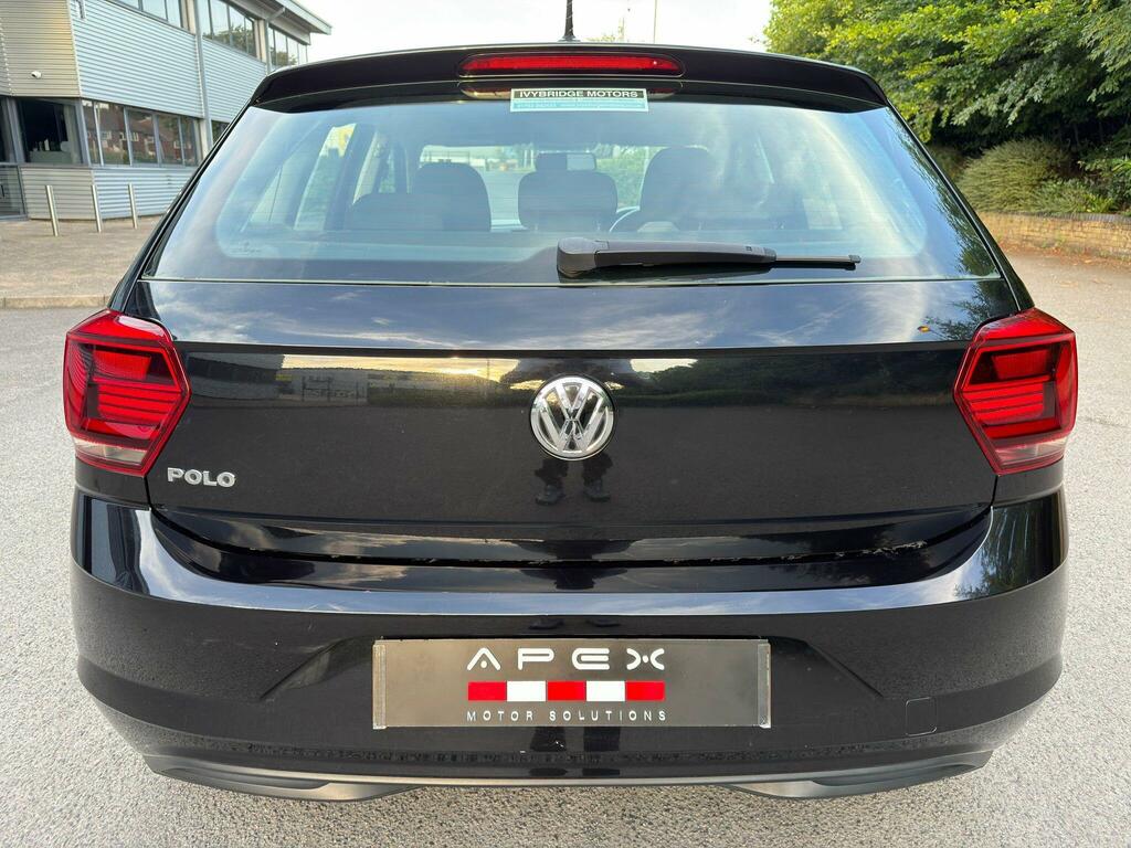 Volkswagen Polo Se Black #6