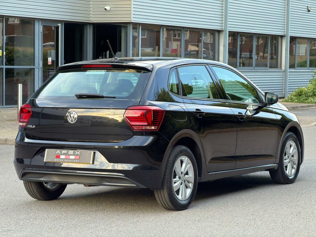 Volkswagen Polo Se Black #5