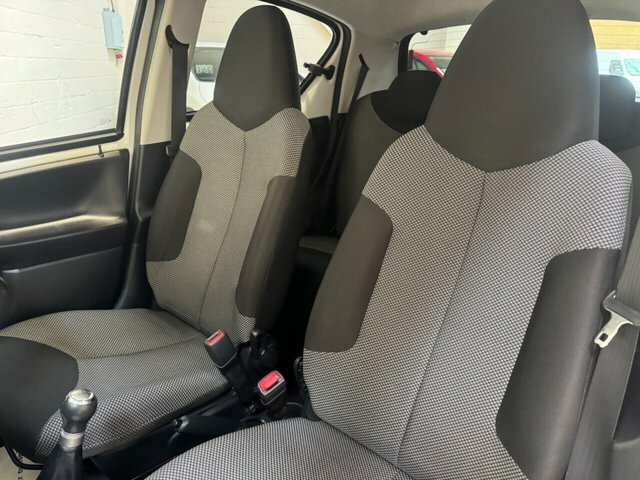Toyota Aygo Vvt-i Move  #13