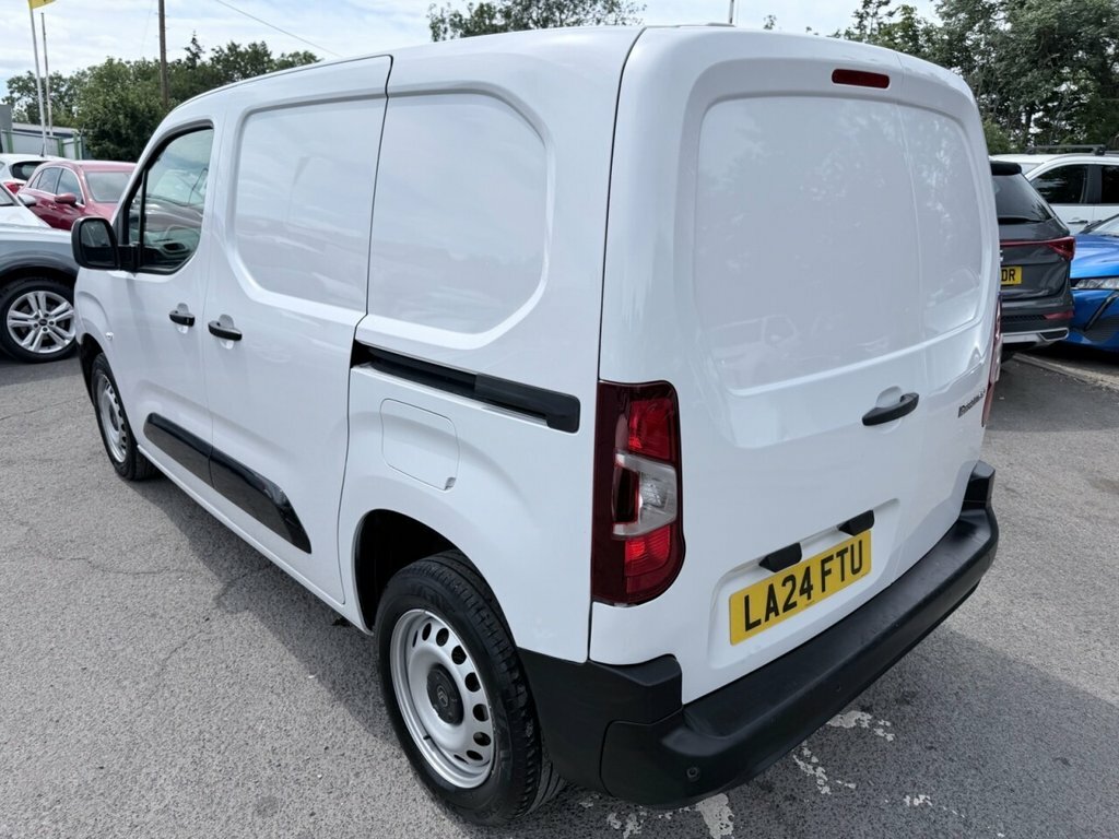 Citroen Berlingo 1.5L Enterprise M LA24FTU White #5