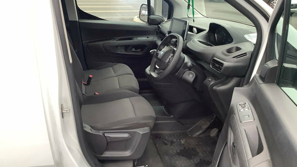 Peugeot Partner 1000 1.5 Bluehdi 100 Professional Premium Van White #9