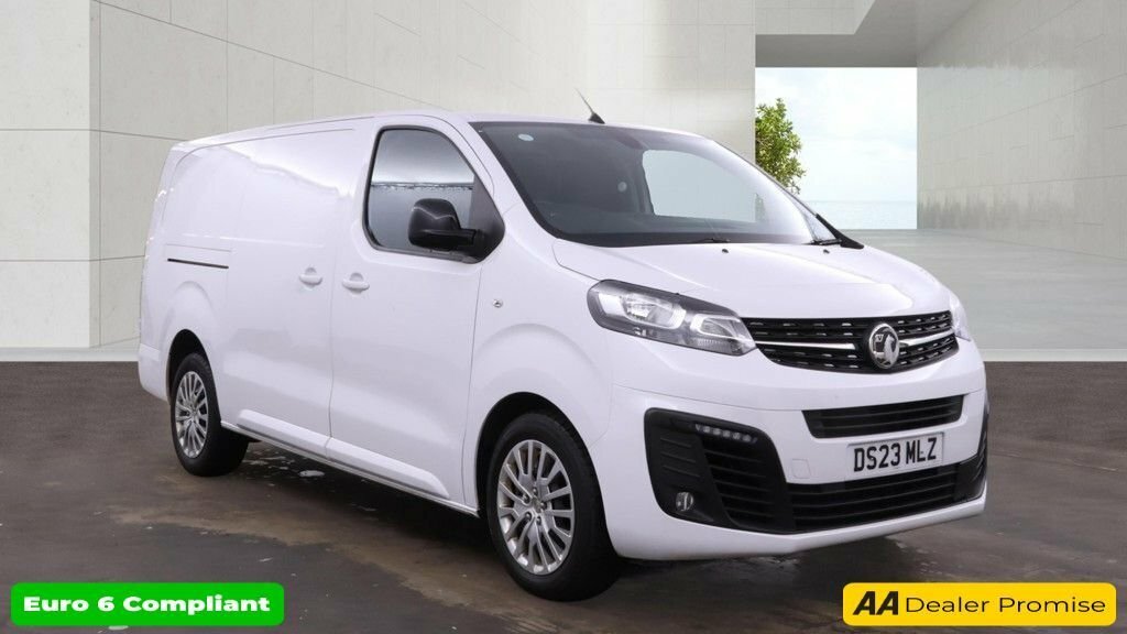 Vauxhall Vivaro 1.5L Pro 6Dr White