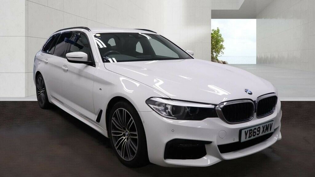 BMW 5 Series Estate 2.0 520I Gpf M Sport Touring Euro 6 S YB69XMV White