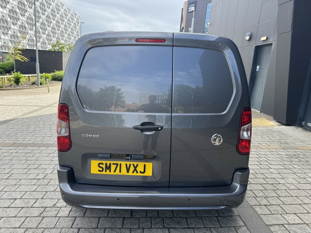 Vauxhall Combo 1.5 Turbo D 2300 Sportive L2 Lwb Only 12,597 3 S White #9