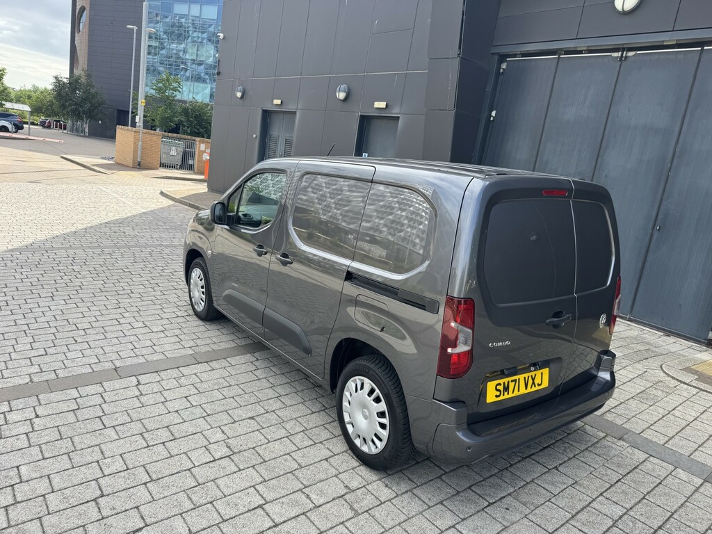 Vauxhall Combo 1.5 Turbo D 2300 Sportive L2 Lwb Only 12,597 3 S White #18