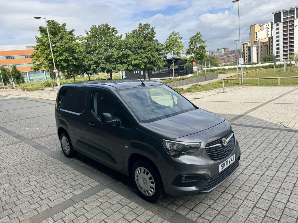 Vauxhall Combo 1.5 Turbo D 2000 Sportive Grey #4