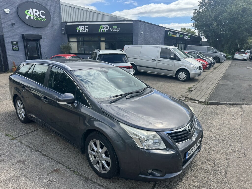 Toyota Avensis Avensis Tr D-4d Grey