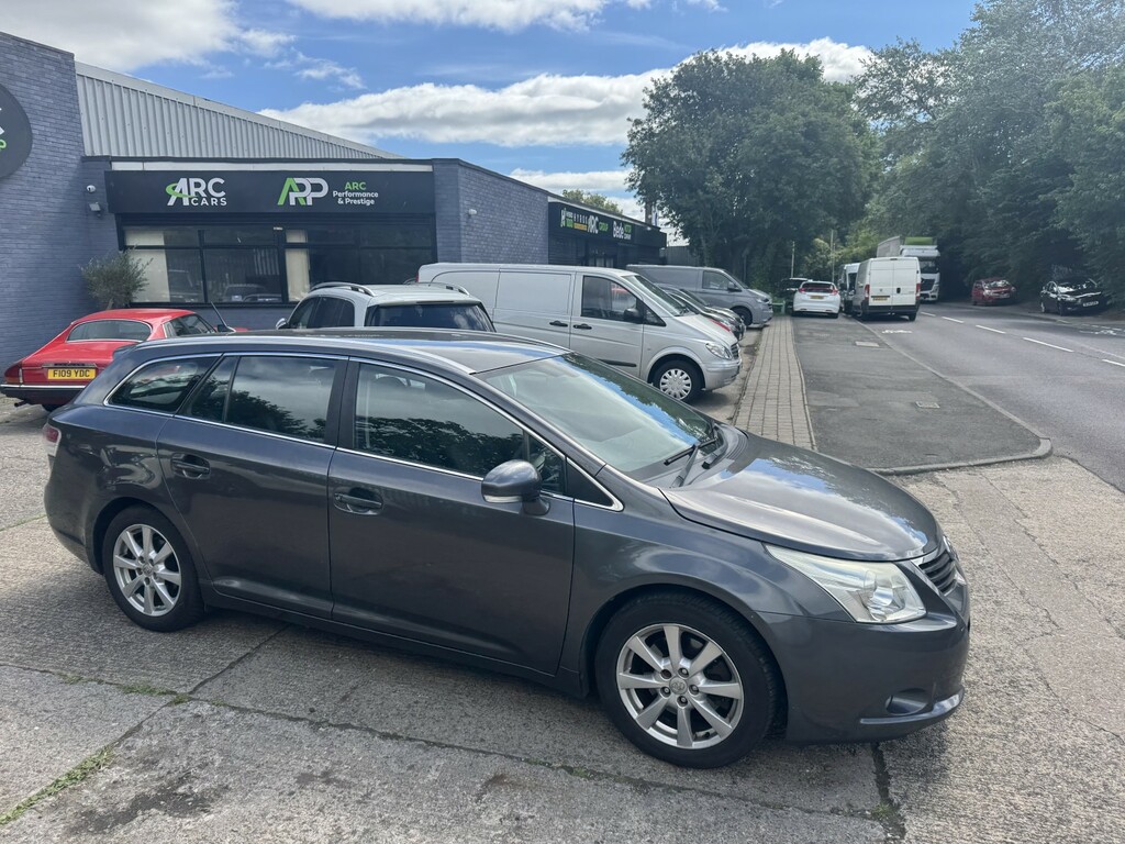 Toyota Avensis T Spirit Blue #10