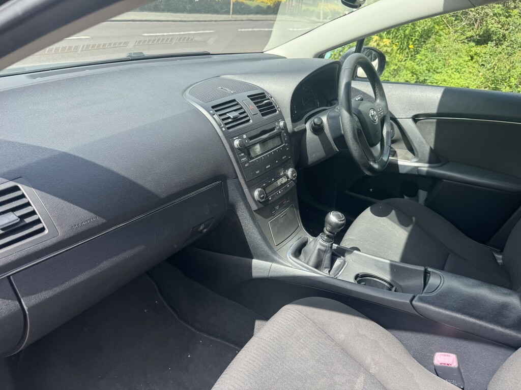 Toyota Avensis T Spirit Blue #26