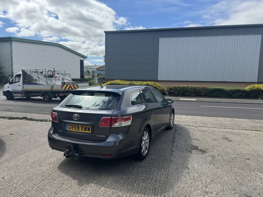 Toyota Avensis T Spirit Blue #12