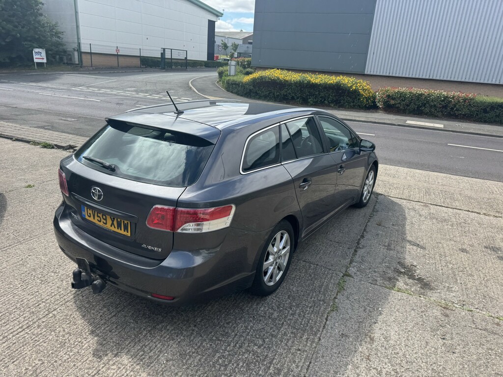 Toyota Avensis T Spirit Blue #15