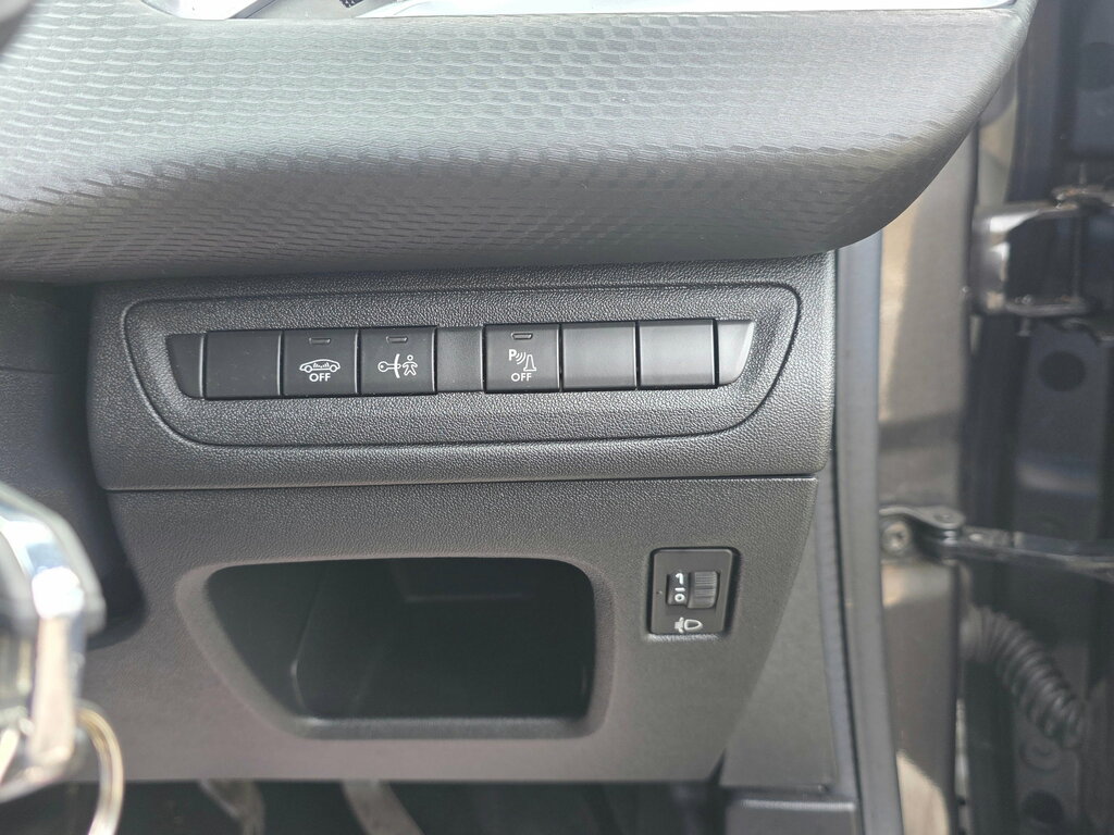 Peugeot 2008 1.2 Puretech Allure  #35