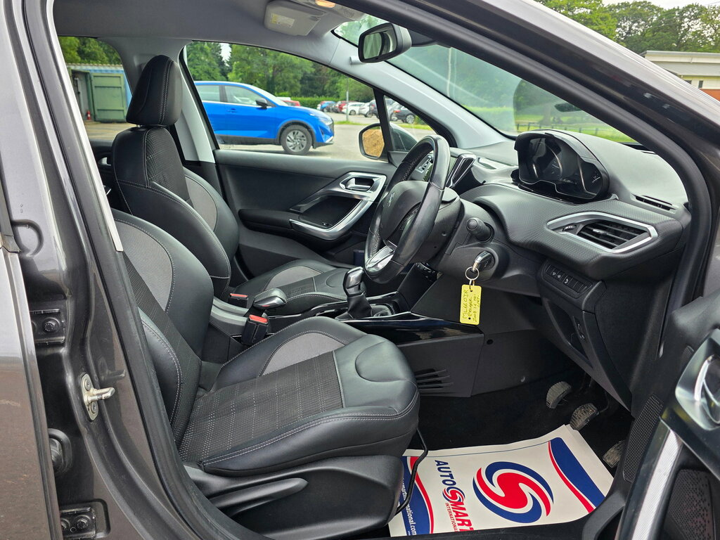 Peugeot 2008 1.2 Puretech Allure  #23
