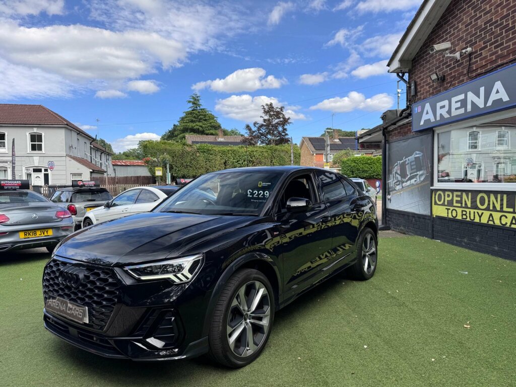 Audi Q3 1.5 Tfsi Cod 35 Black Edition Suv Manua KY71HFV Black #3