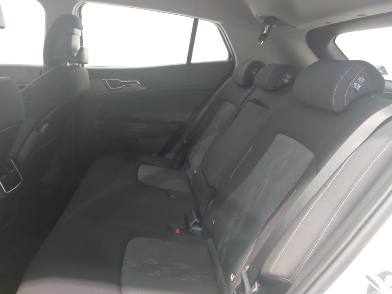 Kia Sportage 1.6T Gdi Hev Pure White #6