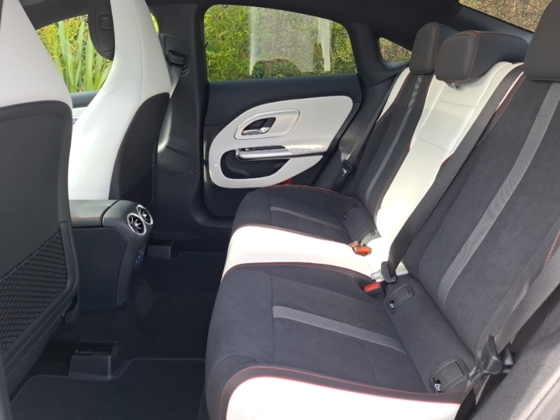 Mercedes-Benz CLA Class Cla 250 200Kw Eq Tech Amg Line Ed 85Kwh White #6